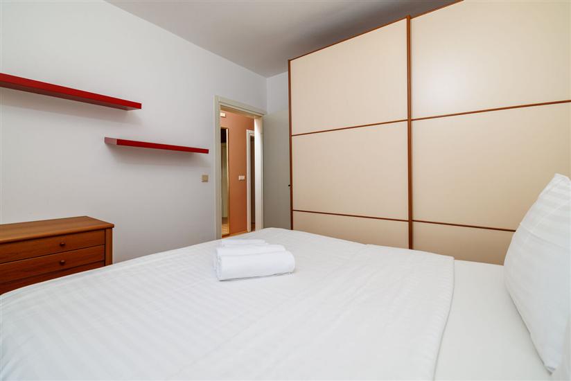 Apartment A5, for 5 persons