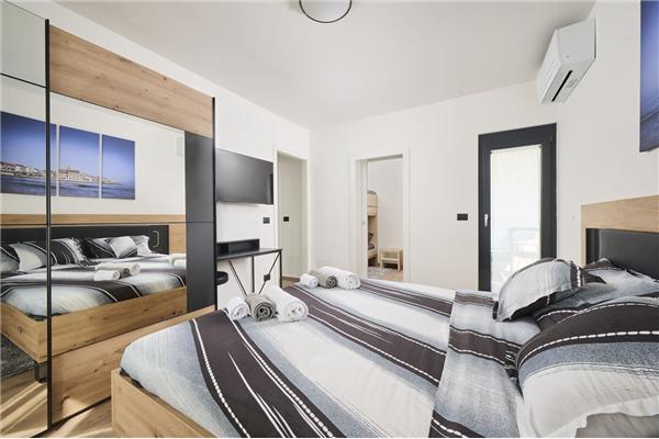 Apartment A1, for 11 persons