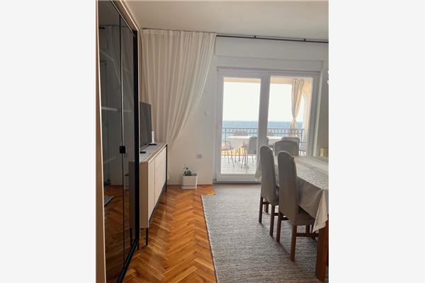 Apartment A2, for 6 persons