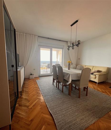 Apartment A2, for 6 persons