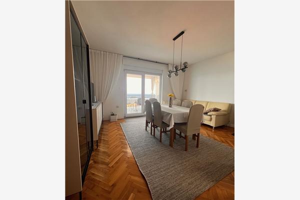 Apartment A2, for 6 persons