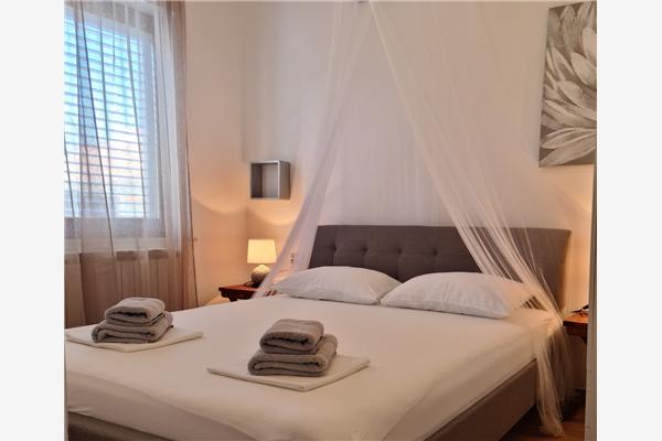 Apartment A1, for 6 persons