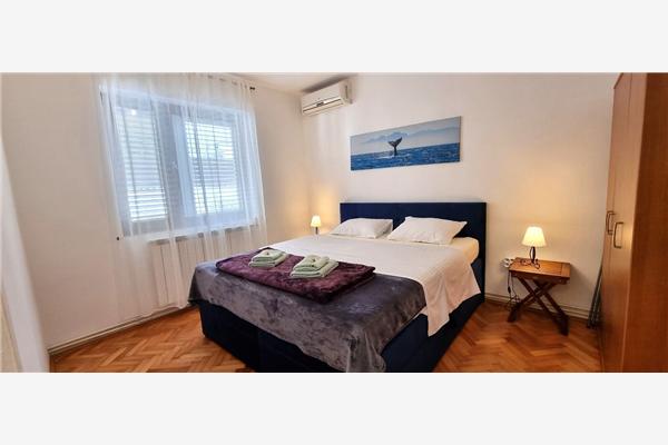 Apartment A1, for 6 persons