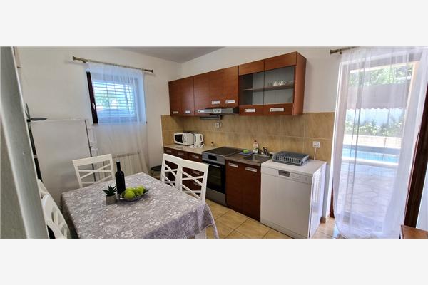 Apartment A1, for 6 persons