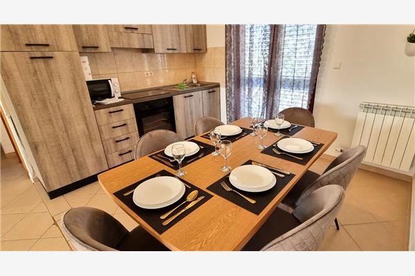 Apartment A2, for 6 persons