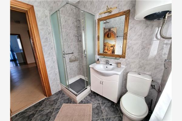 Apartment A2, for 6 persons