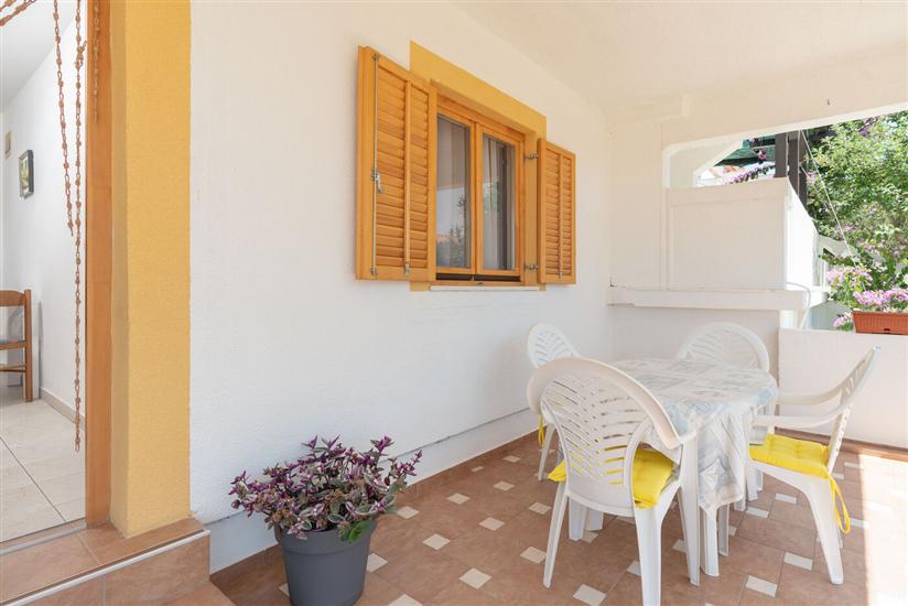 Apartment A1, for 3 persons