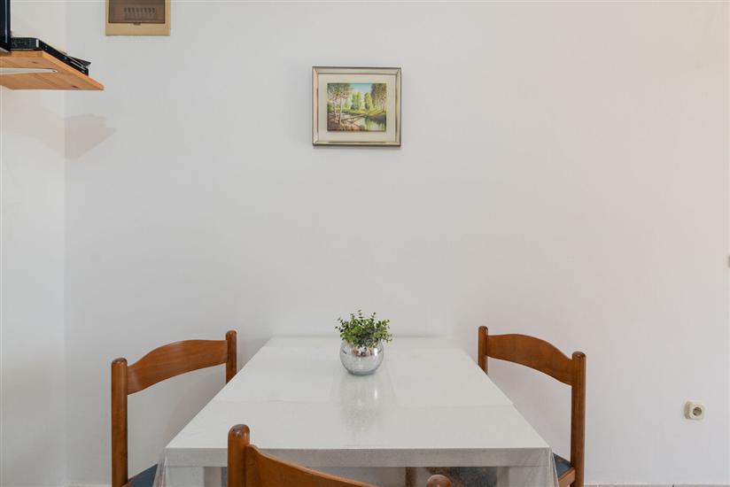 Apartment A1, for 3 persons