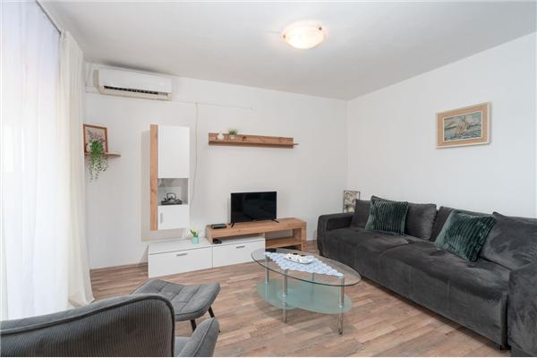 Apartment A2, for 4 persons