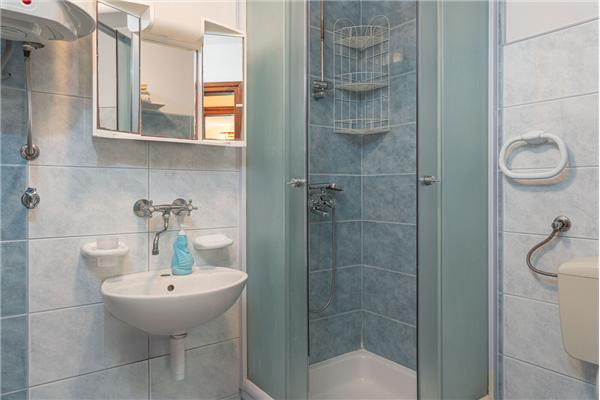 Apartman A2, na 5 osebe