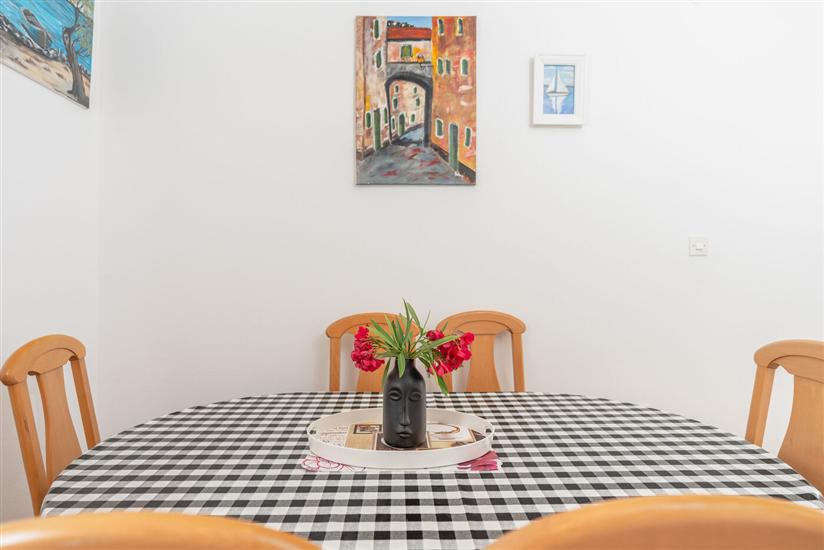 Apartment A1, for 4 persons