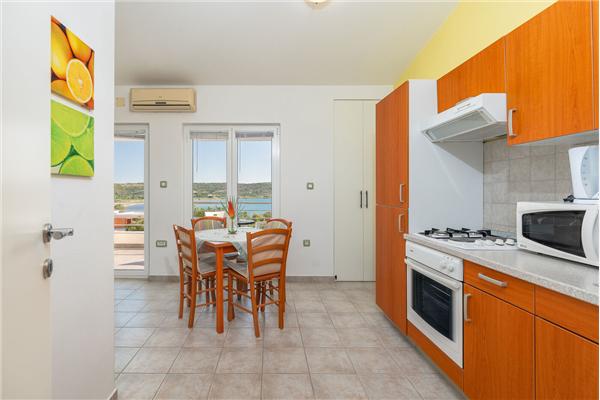 Apartman A2, na 4 osebe