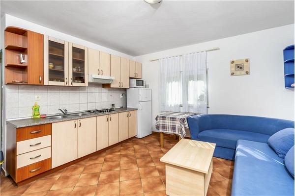 Apartment A2, for 6 persons