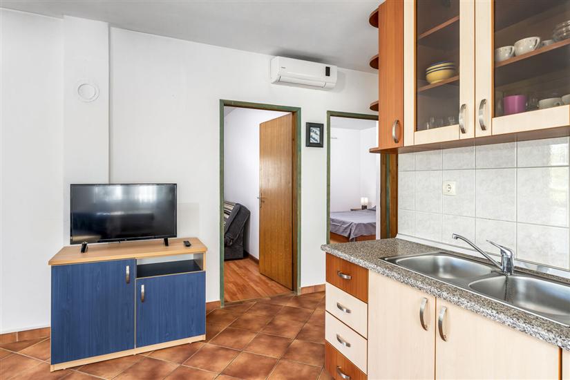 Apartment A2, for 6 persons