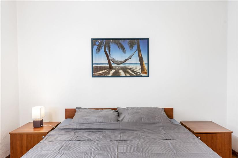 Apartment A2, for 6 persons