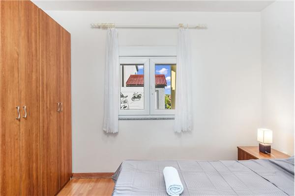 Apartment A2, for 6 persons