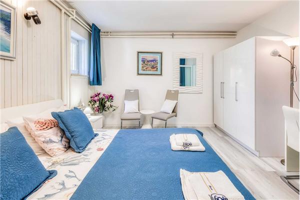 Apartment A1, for 4 persons