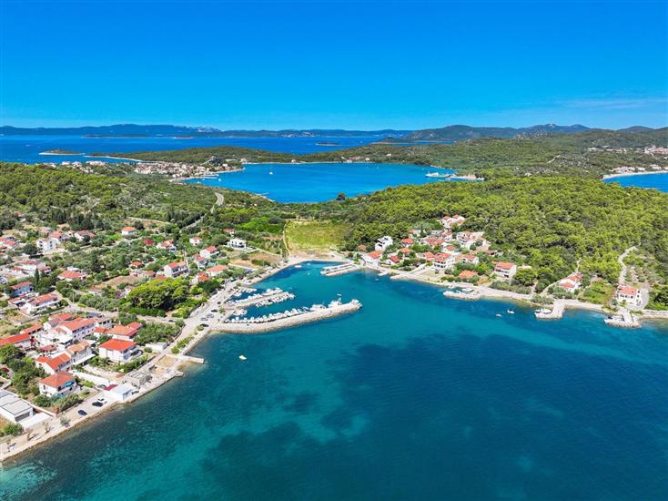 Apartments Beachfront Pebble