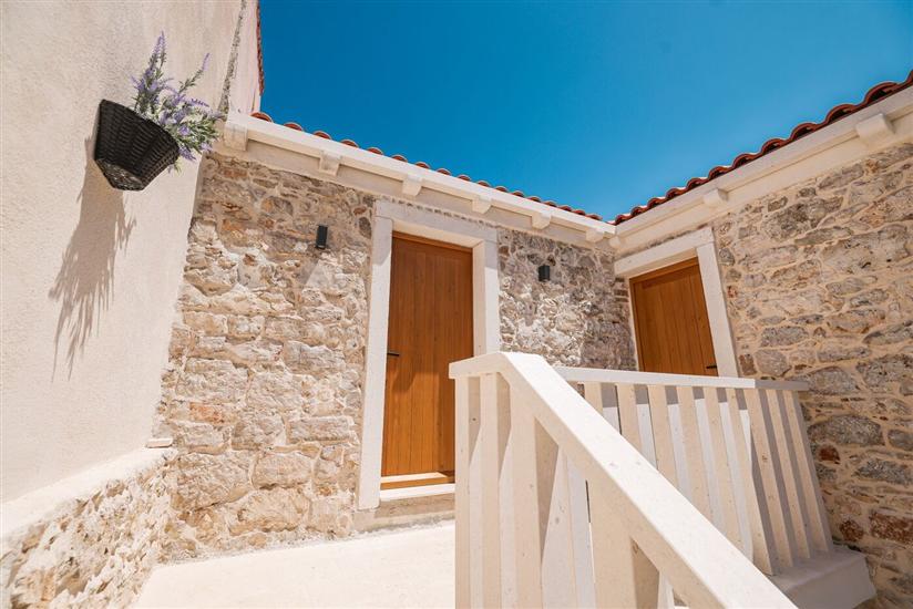 Apartment A1, for 6 persons