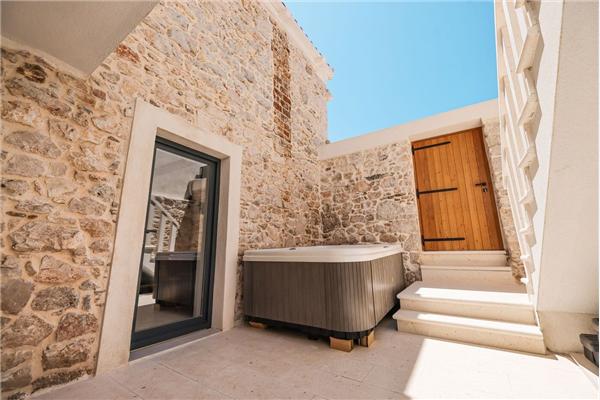 Apartment A1, for 6 persons