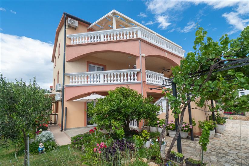 Апартаменты Jak