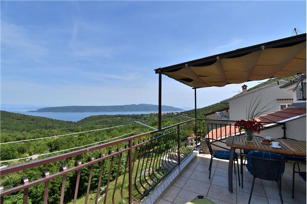 Apartment A1, for 6 persons