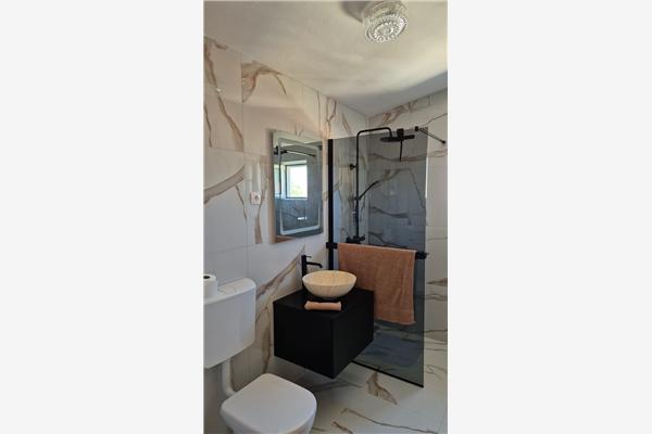 Apartment A2, for 5 persons