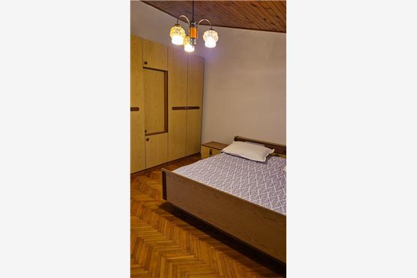 Apartment A2, for 5 persons