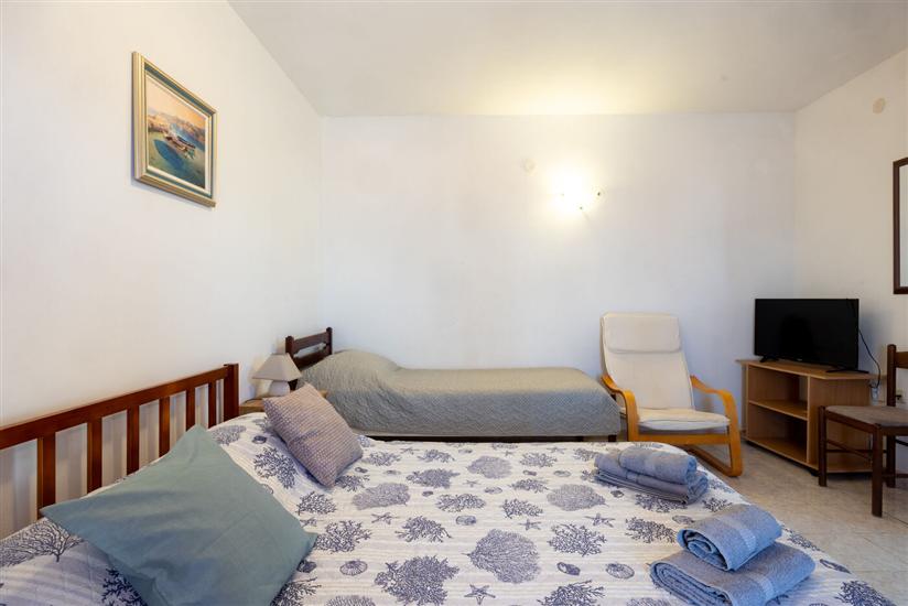 Apartment A1, for 3 persons