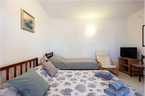 Apartment A1, for 3 persons