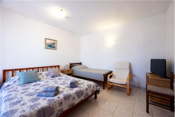 Apartment A1, for 3 persons