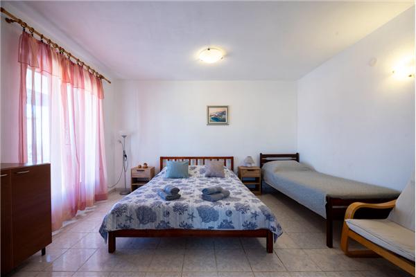 Apartment A1, for 3 persons