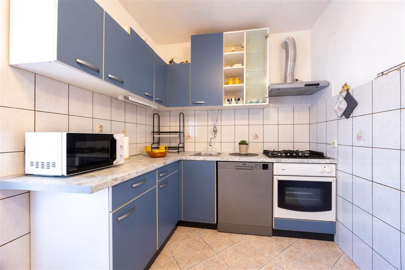 Apartment A2, for 4 persons
