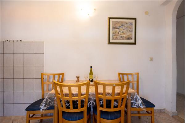 Apartment A2, for 4 persons