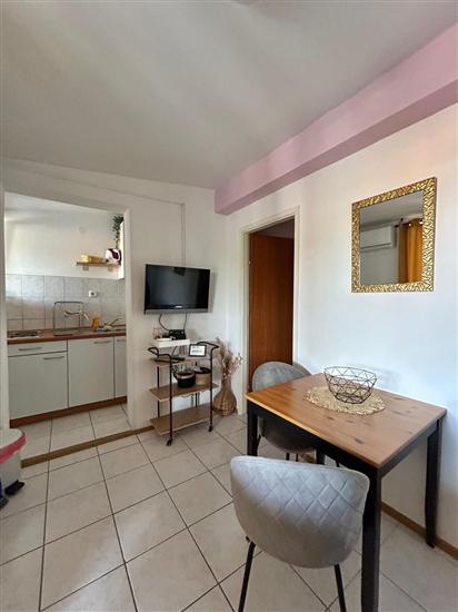 Apartment A2, for 3 persons
