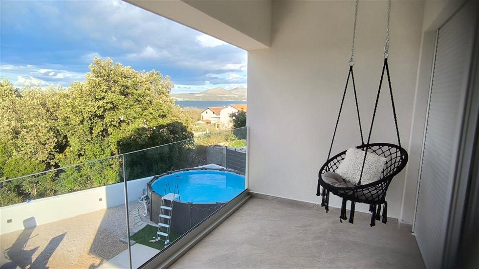 Villa Raslina View