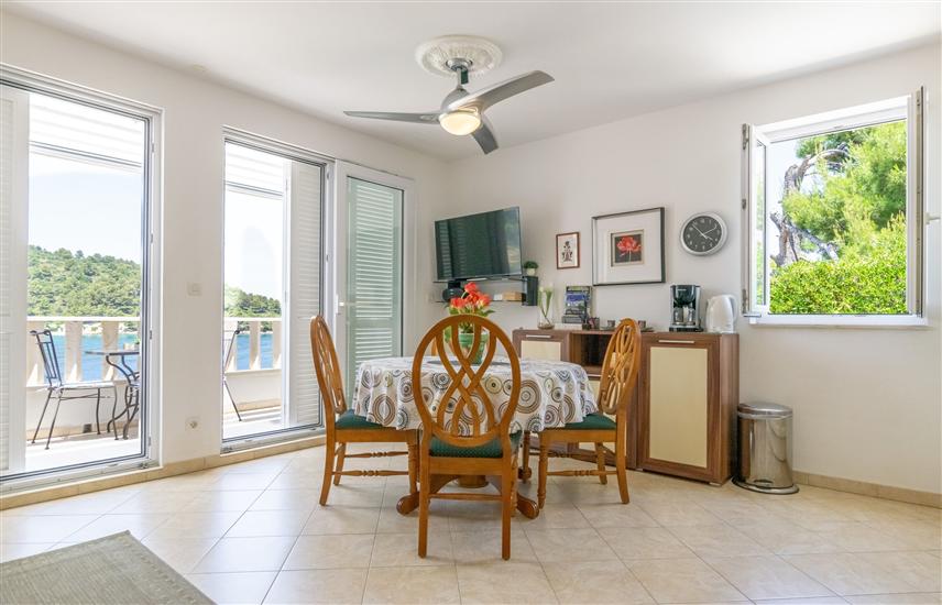 Apartment A2, for 4 persons