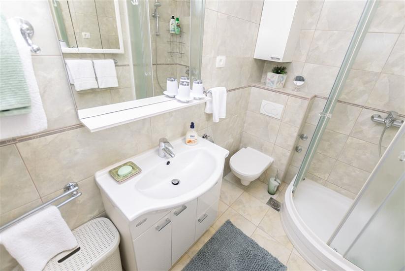 Apartment A2, for 4 persons