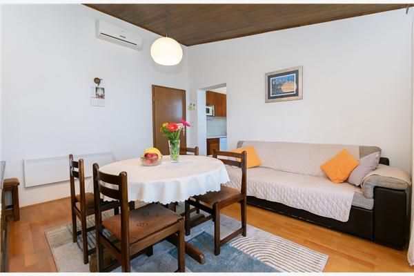 Apartment A1, for 6 persons