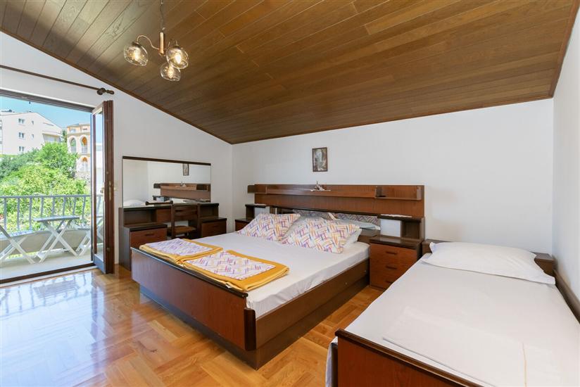 Apartment A1, for 6 persons