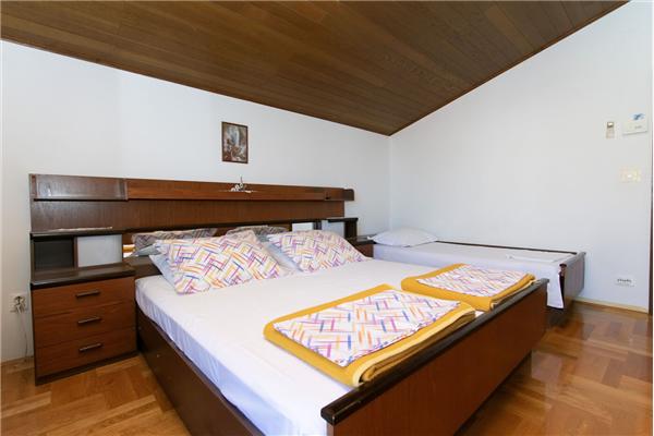 Apartment A1, for 6 persons