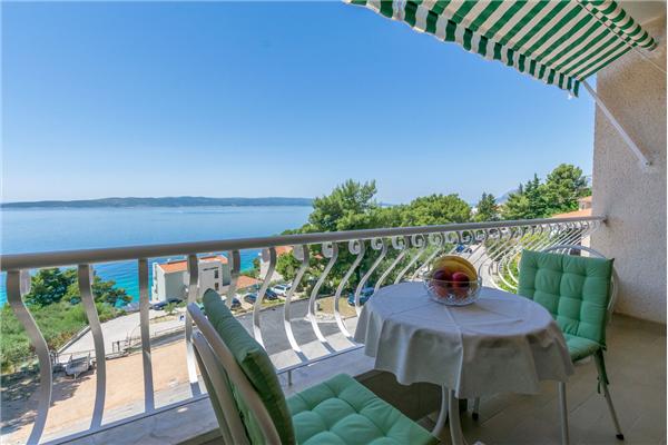 Apartment A1, for 6 persons