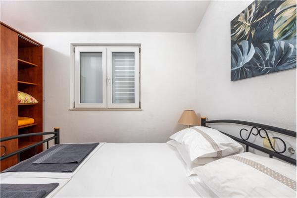 Apartment A5, for 3 persons