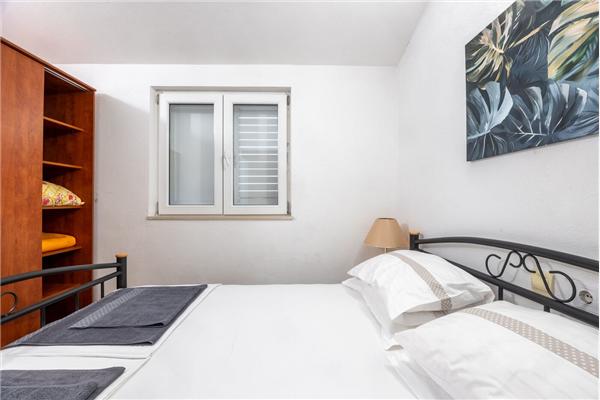 Apartment A5, for 3 persons