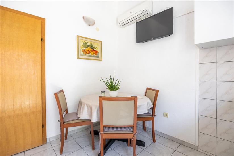 Apartment A5, for 3 persons