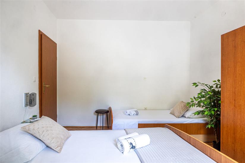 Apartment A1, for 3 persons