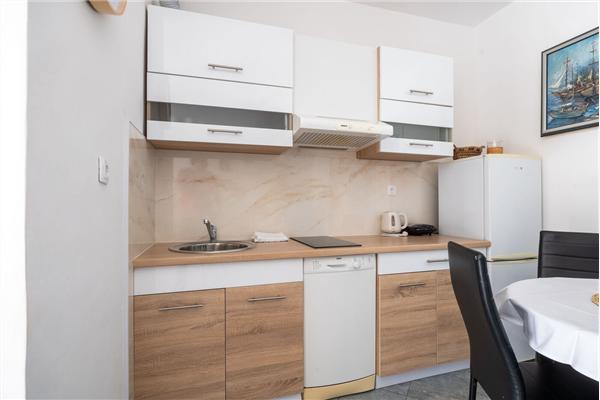 Apartment A2, for 5 persons