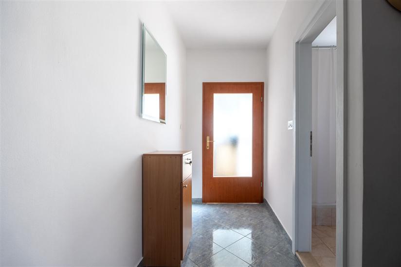 Apartment A2, for 5 persons