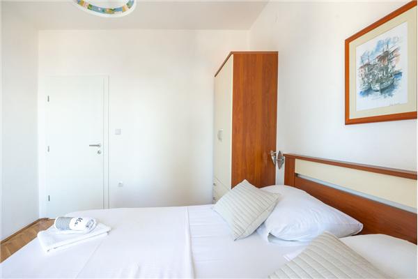 Apartment A2, for 5 persons