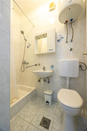 Apartment A4, for 3 persons